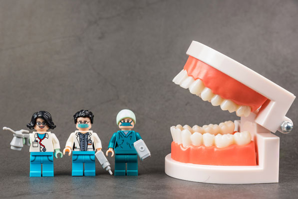 Denture Adjustments When You Break A Tooth
