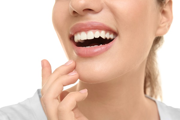 Reasons To Get Your Teeth Whitening Done By A Professional