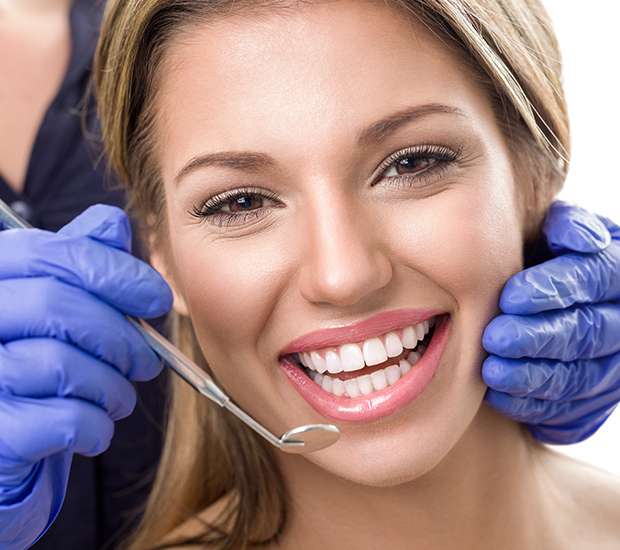 Woodstock Teeth Whitening at Dentist